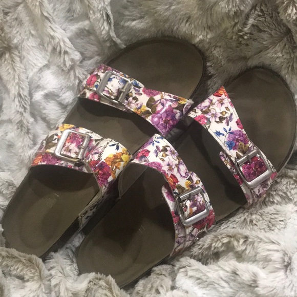 Madden Girl Shoes - Madden girl VSCO slip on sandal